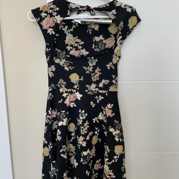 Talula Open Back Mini Dress - Picture 2 of 4